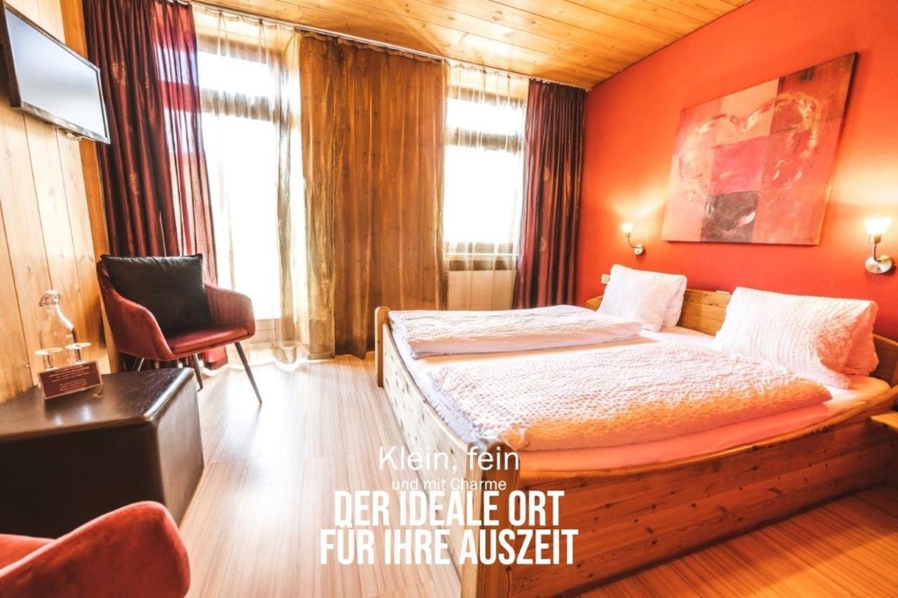 Curuna Hotel-Garni B&B Скуоль Экстерьер фото